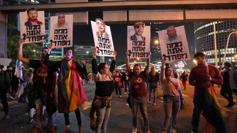 Israelis press on with protests against new government