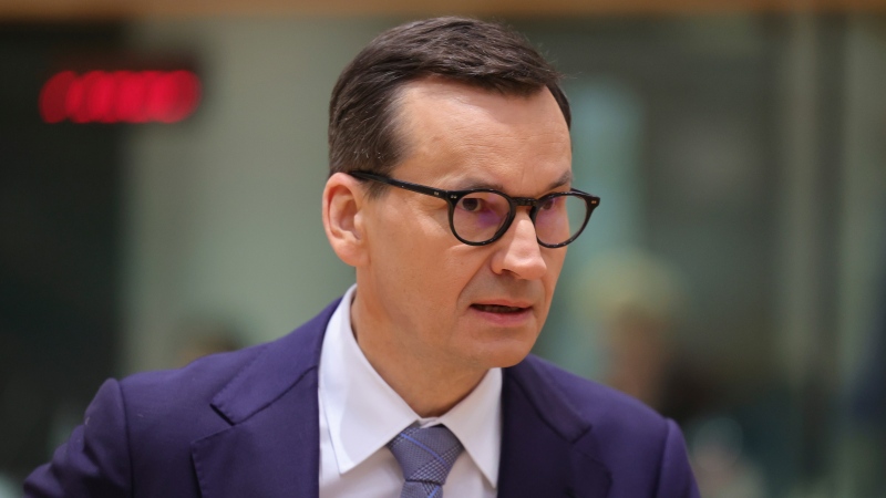 'Better late than never': Polish PM applauds Canada and the West for sending tanks to Ukraine