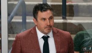 New Jersey Devils associate coach and former Florida Panthers head coach Andrew Brunette was arrested early Wednesday morning in South Florida while driving home from a bar in his golf cart, authorities said. (Getty Images)