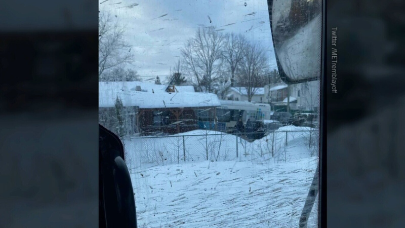 Bus crashes into daycare