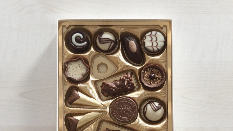 A box of chocolates appears in a stock photo. (Lu Amaral/Pexels)