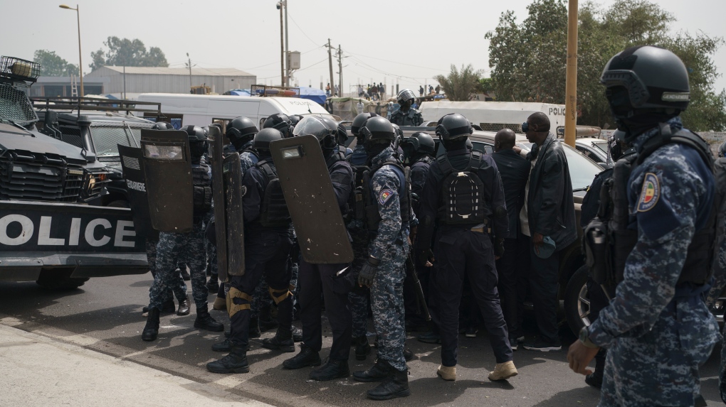 Senegal police