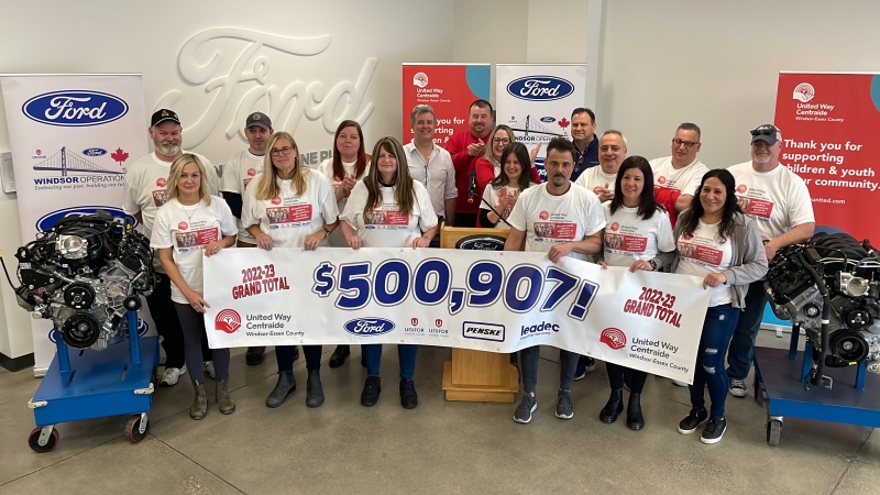 Ford Windsor Operations, Unifor locals 200 and 240, Leadec Industrial Services and Penske Logistics donated $500,907 to United Way/Centraide Windsor-Essex County. (Source: Ford Motor Company of Canada)