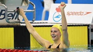 Summer McIntosh celebrates her world record time in the women's 400-metre freestyle event at the 2023 Canadian swimming trials in Toronto, on March 28, 2023. (Swimming Canada, Scott Grant / THE CANADIAN PRESS / HO)