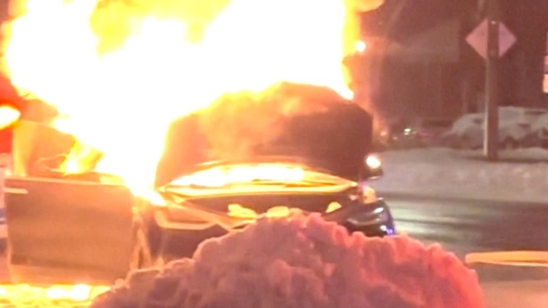 Que. man feels lucky to be alive after car fire