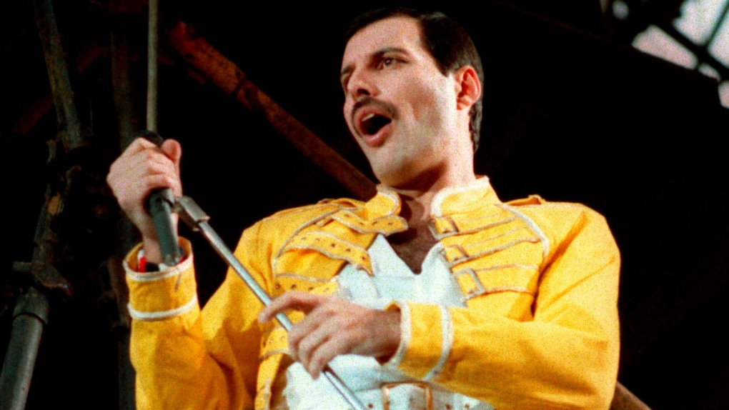 Freddie Mercury performs in 1986