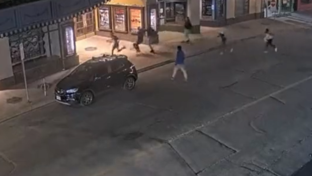 Windsor police are searching for suspects wanted in connection with an aggravated assault investigation in Windsor, Ont. (Source: Windsor Police Service/Twitter)