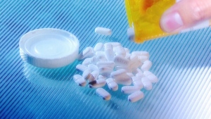 Study examines free prescription drugs