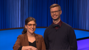Edmonton librarian Kyle Marshall with Jeopardy! host Mayin Bialik. (Supplied)