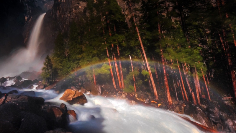 Photographer Shreenivasan Manievannan captured lunar rainbows forming Yosemite National Park waterfalls during June 2-3 Strawberry Moon. (source: Shreenivasan Manievannan via Storyful)