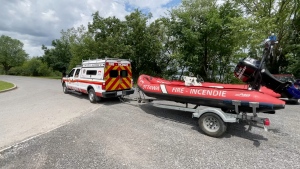 The Ottawa Fire Service water rescue team near the Ottawa River. (Peter Szperling/CTV News Ottawa)