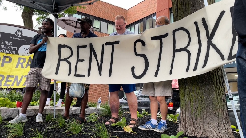 Residents participate in a rent strike in Toronto. (Natalie Johnson)