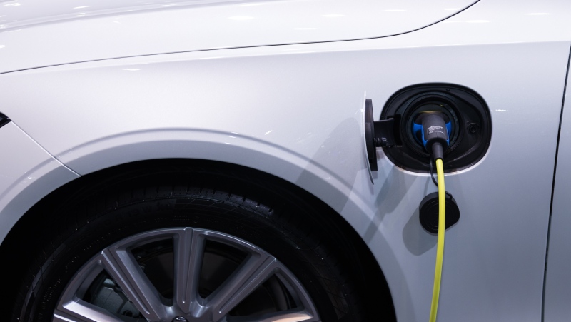 As Canada ushers in the era of electric vehicles, here's what costs and factors you should consider before making the switch. (Pexels)