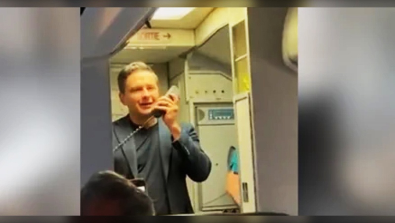 Conservative Party leader Pierre Poilievre made a surprise speech on a WestJet flight from Quebec City to Calgary Sunday. The airline said it added the flight for Conservative delegates returning home from the convention. (Photo: X@jenniferelle)