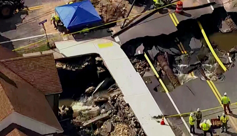 Massive sinkhole threatens home in Massachusetts