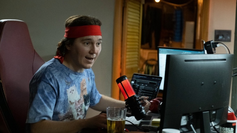 This image released by Sony Pictures shows Paul Dano as Keith Gill in a scene from "Dumb Money." (Claire Folger/Sony Pictures via AP)