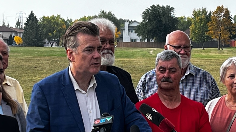 Manitoba Liberal Leader Dougald Lamont announces a plan for seniors during a campaign announcement on Sept. 21, 2023. (Image source: Ken Gabel/CTV News Winnipeg)