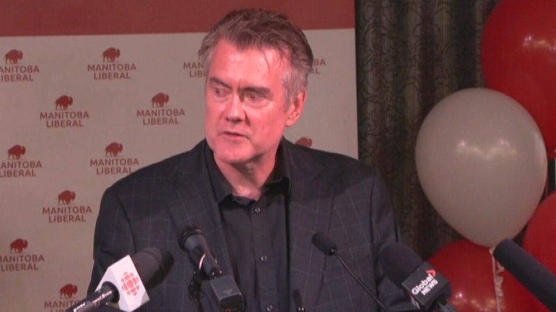 Dougald Lamont will step down as Liberal leader