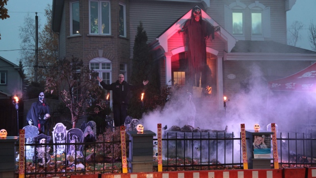 120 Pompidou Boulevard in La Prairie. The cost of entry on Oct 30 and 31 is a donation to the Make-A-Wish Foundation. (Neil Sakaitis) Do you have a spooky house? Email us at montrealdigitalnews@bellmedia.ca