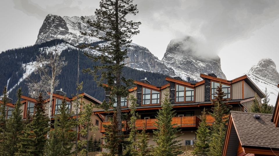 Homes in Canmore, Alta.