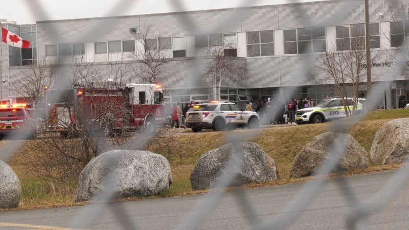 Emergency crews respond to Bay View High School in Upper Tantallon, N.S., on Dec. 1, 2023. (Carl Pomeroy/CTV Atlantic)