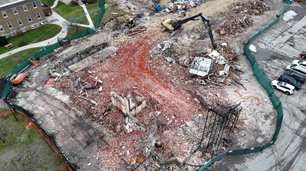 Demolition of the Avon Crest hospital in Stratford, Ont. (Courtesy: Alan Hamberg)