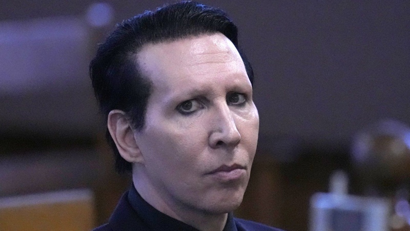 Marilyn Manson completes community service sentence for blowing nose on videographer
