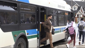 Passengers disembark from a London Transit bus. (Daryl Newcombe/CTV News London)