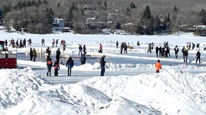 Skate the Lake in Minnedosa. Photo by Tillie Johnson.