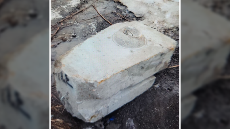 Ottawa OPP are investigating after a cinder block fell from a truck on Highway 417. (OPP East Region/X)