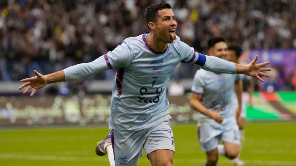 Furor erupts over Ronaldo's apparent obscene taunt in Saudi league match image
