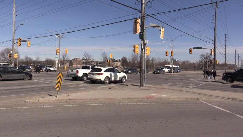 The intersection of Oxford Street East and Highbury Avenue North, seen on Feb. 26, 2024, sees approximately 35,000 vehicles per day. (Brent Lale/CTV News London)