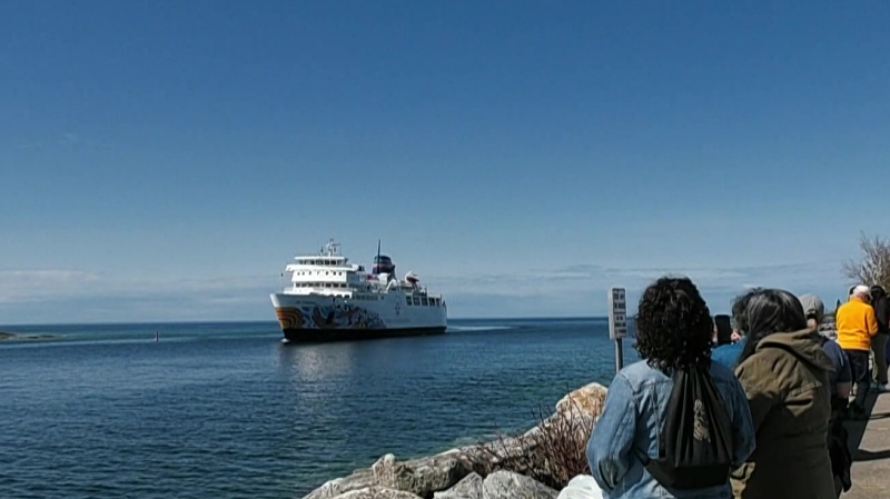 The popular ferry that connects Manitoulin Island 