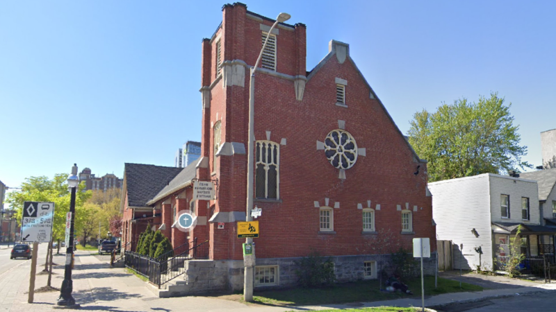 Église Évangélique Baptiste d'Ottawa on King Edward Avenue. (Google Street View)