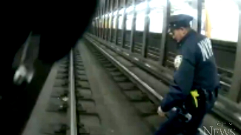 Video shows NYPD rescue man on subway tracks