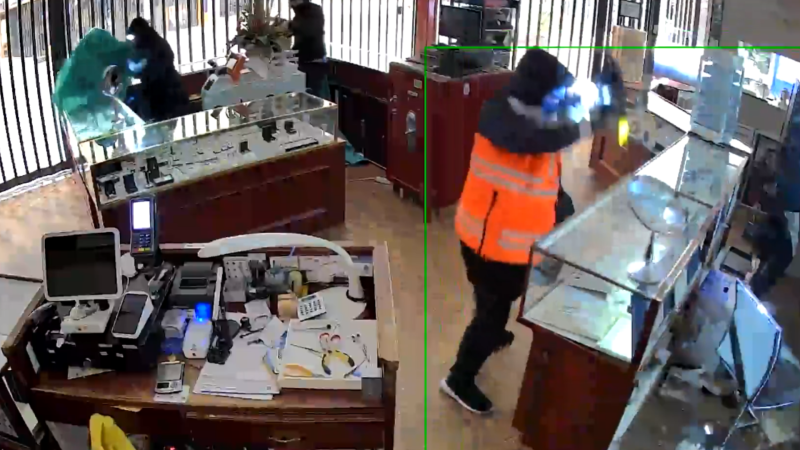 Surveillance video shows suspects robbing a Surrey, B.C., jewelry store on March 25, 2024. 