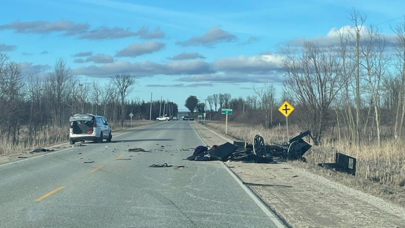 Mini-van and buggy seen on the side of the road on County Road 9 in Melancthon, Ont, on March 31, 2024 (Courtesy: Dufferin OPP).
