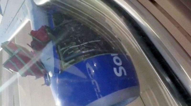 Engine cover detaches from Southwest plane
