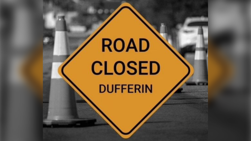 Road closed sign in Dufferin County. (Source: OPP)