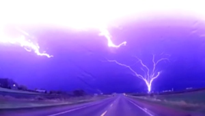 Amazing lightning strikes caught on camera 