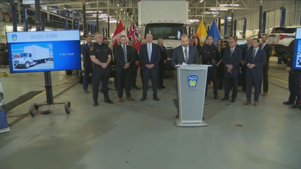 Peel police unveiled the largest gold heist in Canadian history on Wednesday, detailing a 12-month pursuit to retrace the steps of nine suspects who stole more than $22 million worth of gold and cash.


<br><br><a href=" https://www.cp24.com/news/air-canada-employees-among-suspects-identified-in-gold-heist-at-pearson-airport-police-1.6850313">FULL STORY: Air Canada employees among suspects identified in gold heist at Pearson airport</a><br>
