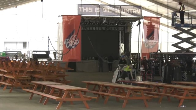 The Edmonton Oilers are opening a new tent in Ice District for fans to watch playoff games. (CTV News Edmonton)