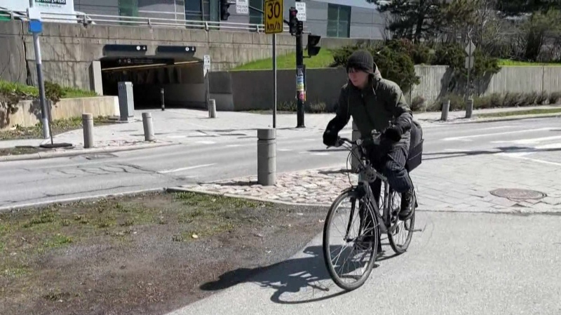 The NCC wants to add bike lanes to Queen Elizabeth
