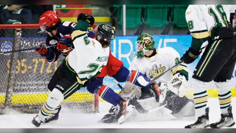 The Okotoks Oilers tied up their BCHL Alberta division semi final series with a 4-1 win over Brooks Wednesday night. (Photo: X@BrooksBandits)