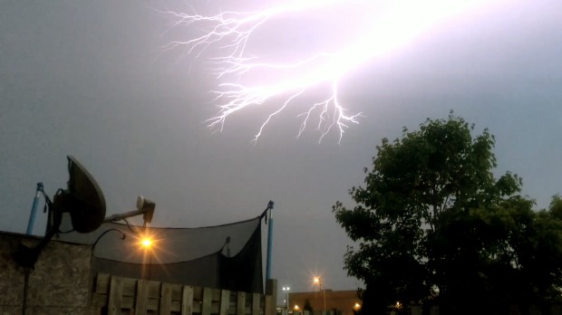 Lightning strikes a North Bay, Ont., sky on June 11, 2017. (File photo/Supplied/Cody Holliday)