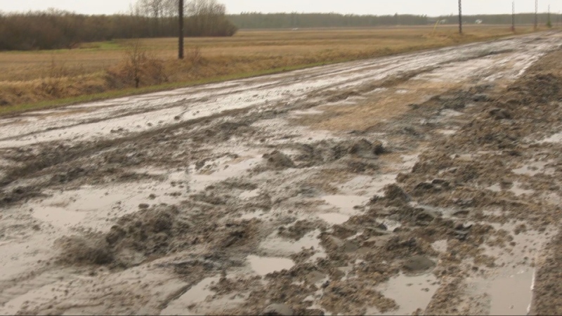 Muddy roads in La Broquerie on April 29, 2024 (CTV's Alexandra Holyk) 