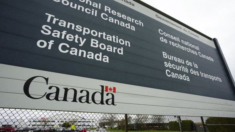 Transportation Safety Board of Canada signage is pictured outside TSB offices in Ottawa. (Sean Kilpatrick/The Canadian Press)
