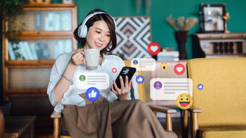 How legitimate are claims by some social media influencers and content creators that the average person can earn passive income from platforms like TikTok and Instagram? Personal finance columnist Christopher Liew says it's very possible, but it requires time and effort (AsiaVision / iStock / Getty Images Plus)