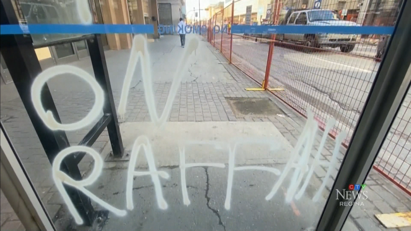 Regina police investigate graffiti