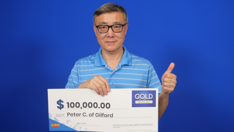 Gilford Ont., resident wins 100,000 dollars in Instant Gold Pursuit on May, 8, 2024. (Source: OLG)